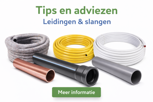 Bij het kiezen van leidingen en slangen is het belangrijk om eerst te bepalen waarvoor ze worden gebruikt: wateraanvoer, afvoer, drainage of bescherming van kabels. Let altijd op het juiste materiaal (zoals PVC, koper of PE) en controleer of de leiding geschikt is voor druk, temperatuur en toepassing. Gebruik bij drinkwaterinstallaties uitsluitend leidingen met de juiste keurmerken en zorg voor correcte verbindingen om lekkage te voorkomen. Bij ondergrondse aanleg is het aan te raden leidingen te beschermen met een mantelbuis en te zorgen voor een stabiele, zandvrije ondergrond. Door de juiste diameter te kiezen en leidingen spanningsvrij te monteren, verleng je de levensduur en voorkom je storingen in de installatie.