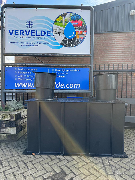 Vetafscheider HDPE 4l/s 400 liter slib rechthoekig grond inbouw. Geschikt voor verkeersklasse A 15 k