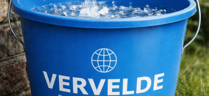 0447f32f 294d 4b95 a1c4 fe7a7a1e3539